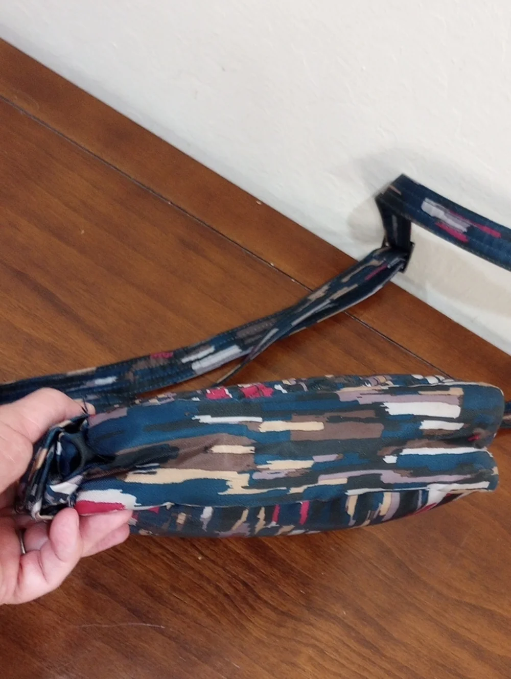 Lug Flutter Riverwalk Abstract Design Colorful Mini Crossbody Bag